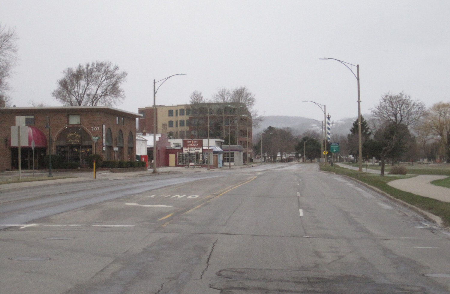 Grandview Parkway in Traverse City, early 2000s